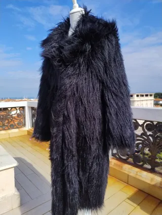 Cappotto eco-pelliccia lungo Twinset nero