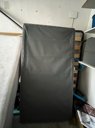 Somier Tapizado Gris + 6 Patas Negras