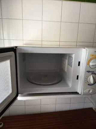 Microondas Daewoo Blanco