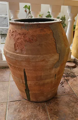 Vasija Grande de Barro