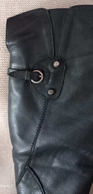 Botas mosqueteras de piel negras