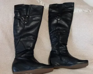 Botas mosqueteras de piel negras