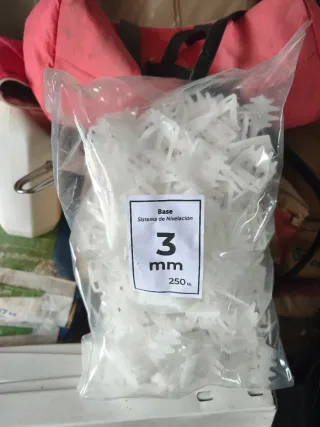 10 Bolsas Base Nivelación Azulejo 3mm (250 uds)