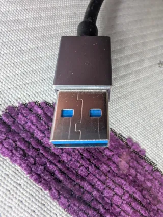 Adaptador Ethernet a USB Gris