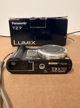 Lumix DMC-TZ7 Cámara Digital Negra