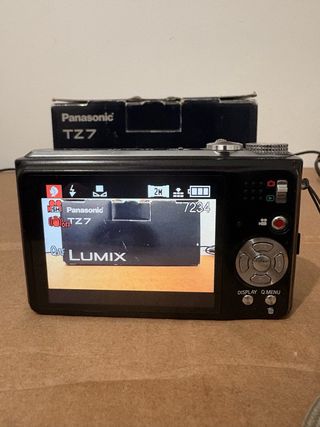 Lumix DMC-TZ7 Cámara Digital Negra