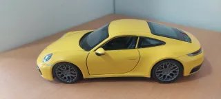 Coche a escala Porsche 911 Carrera 4S NEX