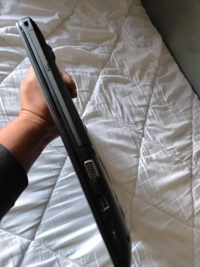 Portátil Dell Vostro 3580 (para piezas) afbeelding 5