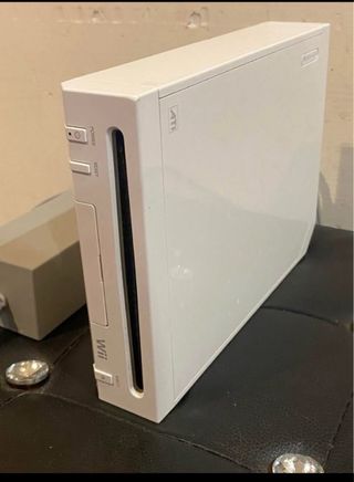 Nintendo Wii Bianca Completa di Accessori