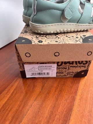 Irta zapato feroz talla 30