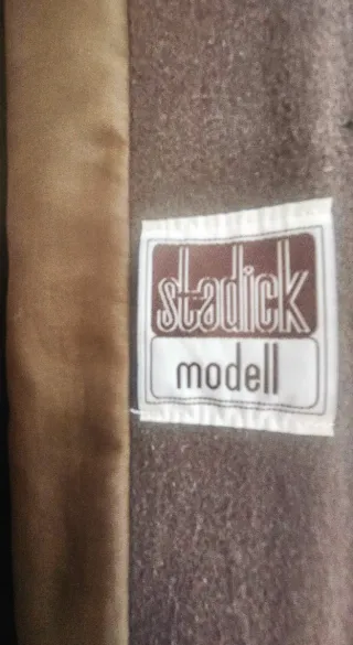 Abrigo vintage 80s alemán lana virgen M