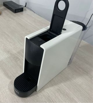 Cafetera Nespresso Krups Blanca