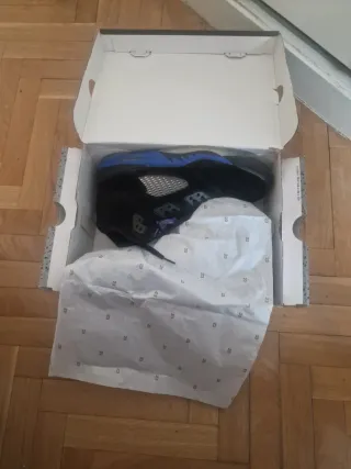 Zapatillas Jordan 5 Negras y Azules