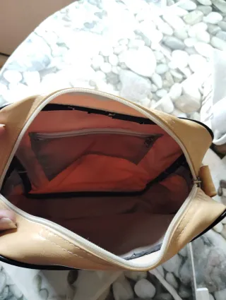 Bolso bandolera Vespa beige y negro