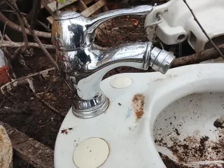 Grifo de cocina y fregadero