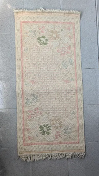2 Alfombras beige y rosa (120x56)