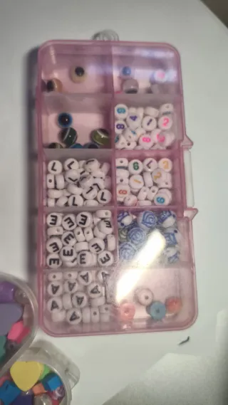 Kit per Bracciali e Collane con Perline