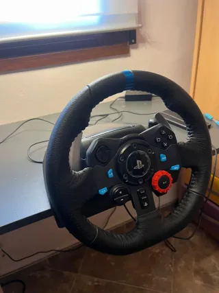 Logitech G29 Volante + Pedali PS5/PS4/PC