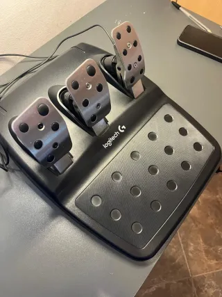 Logitech G29 Volante + Pedali PS5/PS4/PC