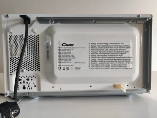 Microondas Candy con Grill 20L