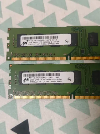 Kit RAM DDR3 2×2GB PC3-10600U