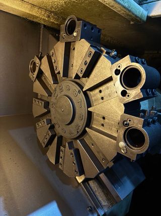 Torno CNC Hwacheon 200 B FANUC