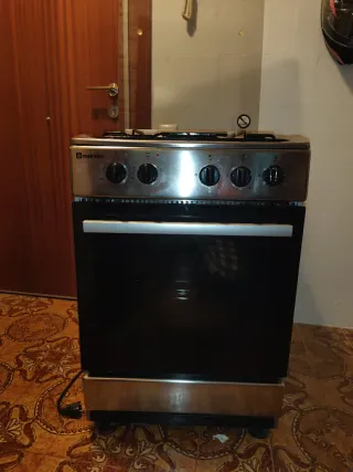 Cocina Gas Horno Eléctrico