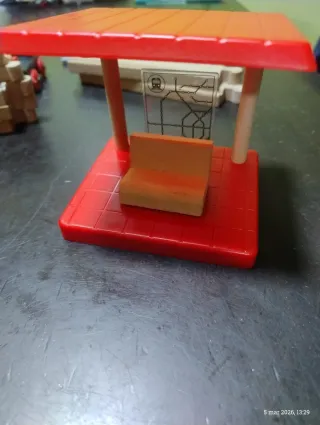 Tren de madera y accesorios