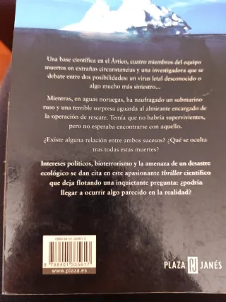 Amenaza En El Artico / Threat in the Artic (Exi...