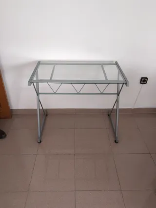 Escritorio cristal y acero plateado