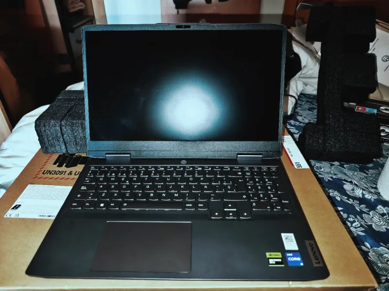 Lenovo LOQ 15IRH8 i5 RTX 4060 afbeelding 7