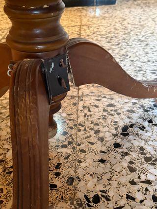 Mesa de comedor de madera y cristal(Para restaurar