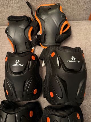 Protecciones Patinaje Negro Naranja para ninos