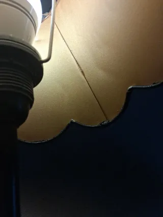 Lámpara de mesa antigua con regalo bombilla led