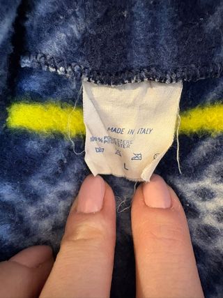 Maglione a quadri blu e giallo