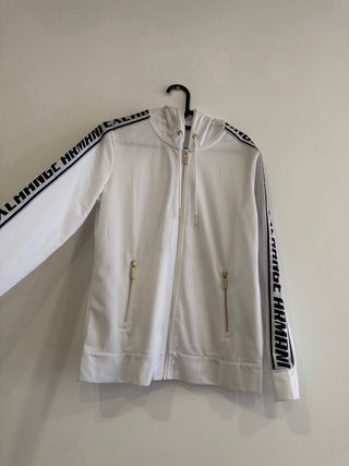 Chándal Armani Exchange comodo y elegante