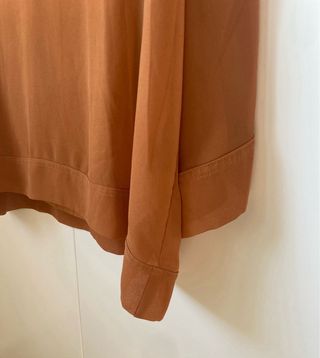 Blusa Zara mostaza cuello pico