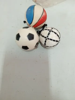 Llaveros de pelotas (fútbol, baloncesto, etc.)