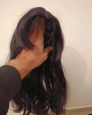 Set 2 vestiti, minigonna, maglia, trucchi