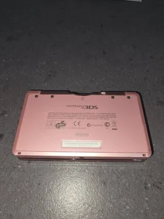 Nintendo 3DS Rosa + 2 Juegos