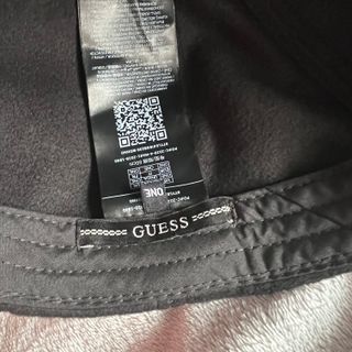 Gorra Guess Negra Nueva