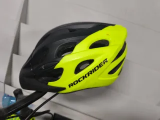 Bicicleta Rock Rider ST500 + casco