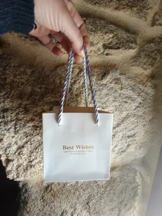 Cajita joyero con rosa preservada