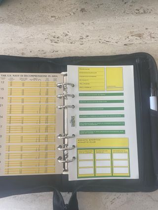 Divelog Best Divers porta documenti immersioni