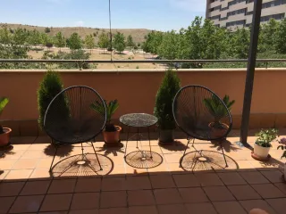 Conjunto 2 Sillas Acapulco y Mesa Negra