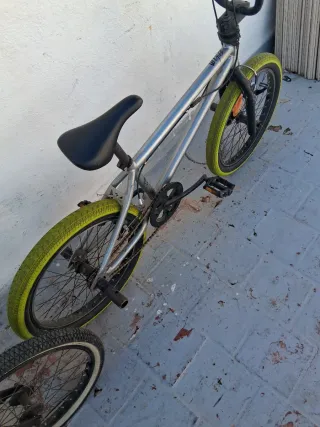 Bicicleta BMX