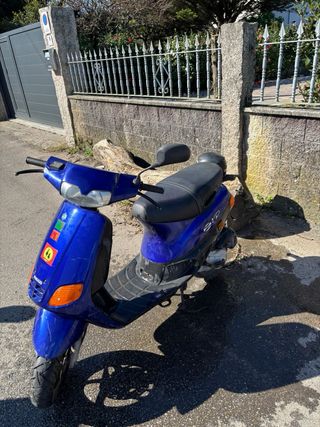 Piaggio Zip Azul Scooter Automática