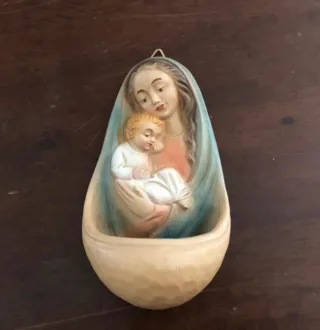 Acquasantiera Madonna Bambino