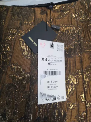 Falda Zara Jacquard Brillo Viral