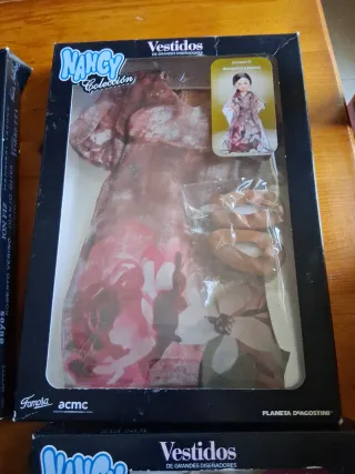 Vestido Nancy Colección Planeta DeAgostini Rojo